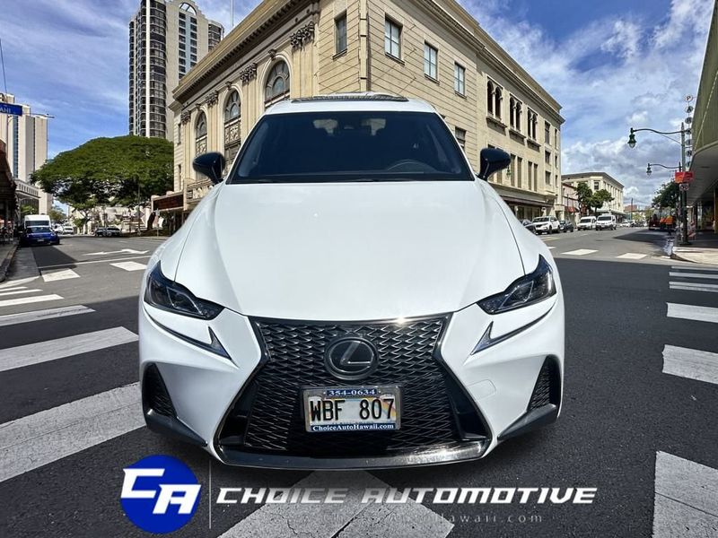 2020 Lexus IS 300 F SPORT photo 9