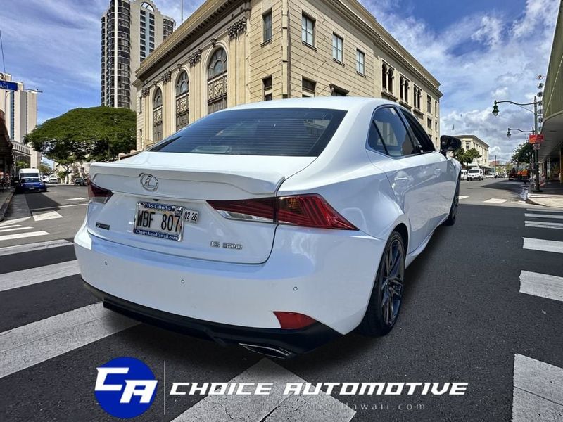 2020 Lexus IS 300 F SPORT photo 6