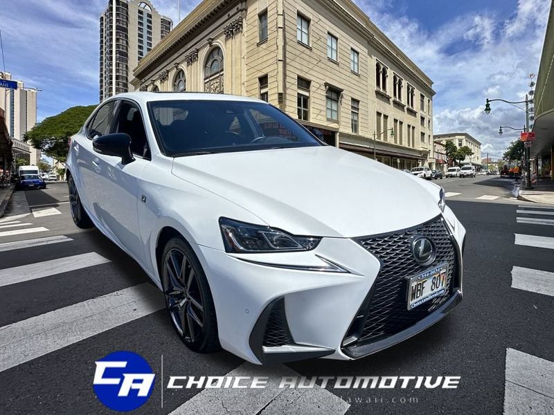 2020 Lexus IS 300 F SPORT photo 8