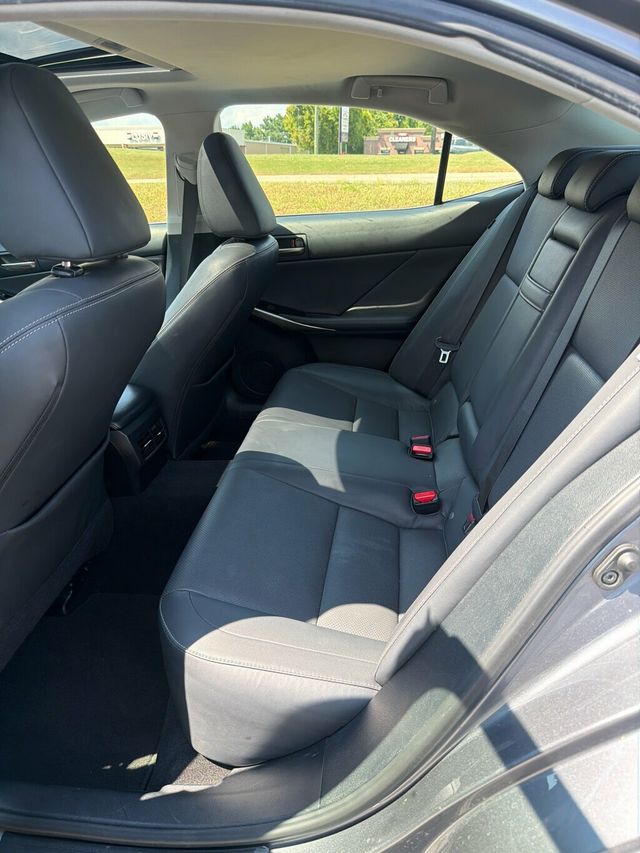 2020 Lexus IS IS 300 RWD - 23072118 - 14