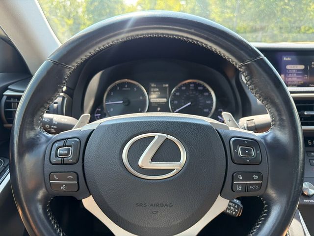 2020 Lexus IS IS 300 RWD - 23072118 - 15