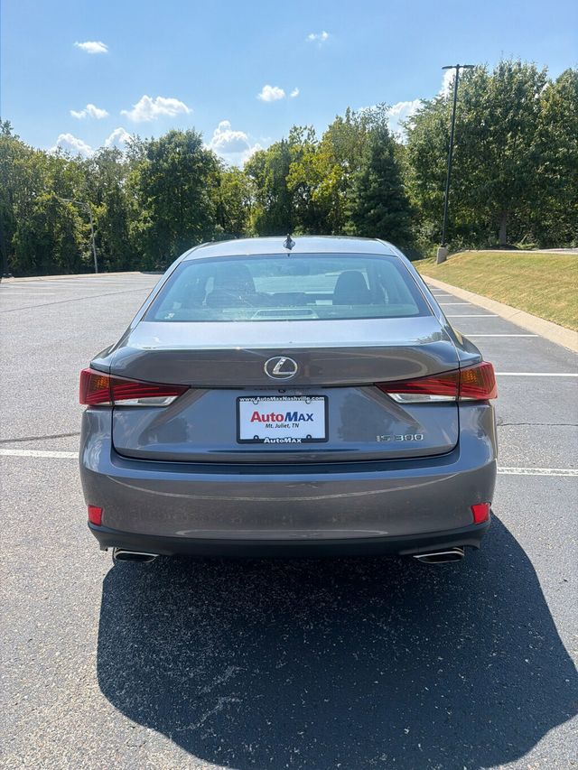 2020 Lexus IS
