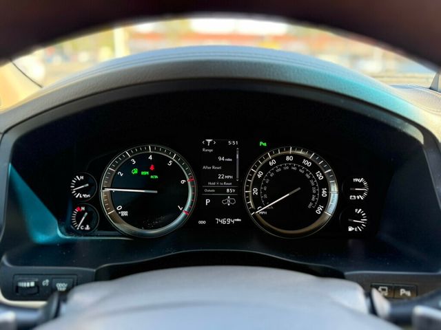 2020 Lexus LX  - 23029566 - 13