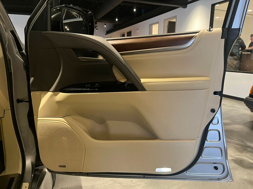 2020 Lexus LX 3rdRow/LuxuryPkg/MarkLevinsonSound/HeadUpDisplay/Navigation - 22348382 - 24