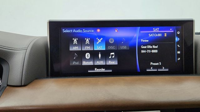 2020 Lexus LX LX 570 Three Row 4WD w/ Luxury Pkg, Mark Levinson & Rear DVD - 23080980 - 19