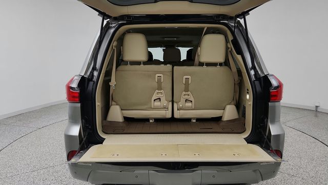 2020 Lexus LX LX 570 Three Row 4WD w/ Luxury Pkg, Mark Levinson & Rear DVD - 23080980 - 23