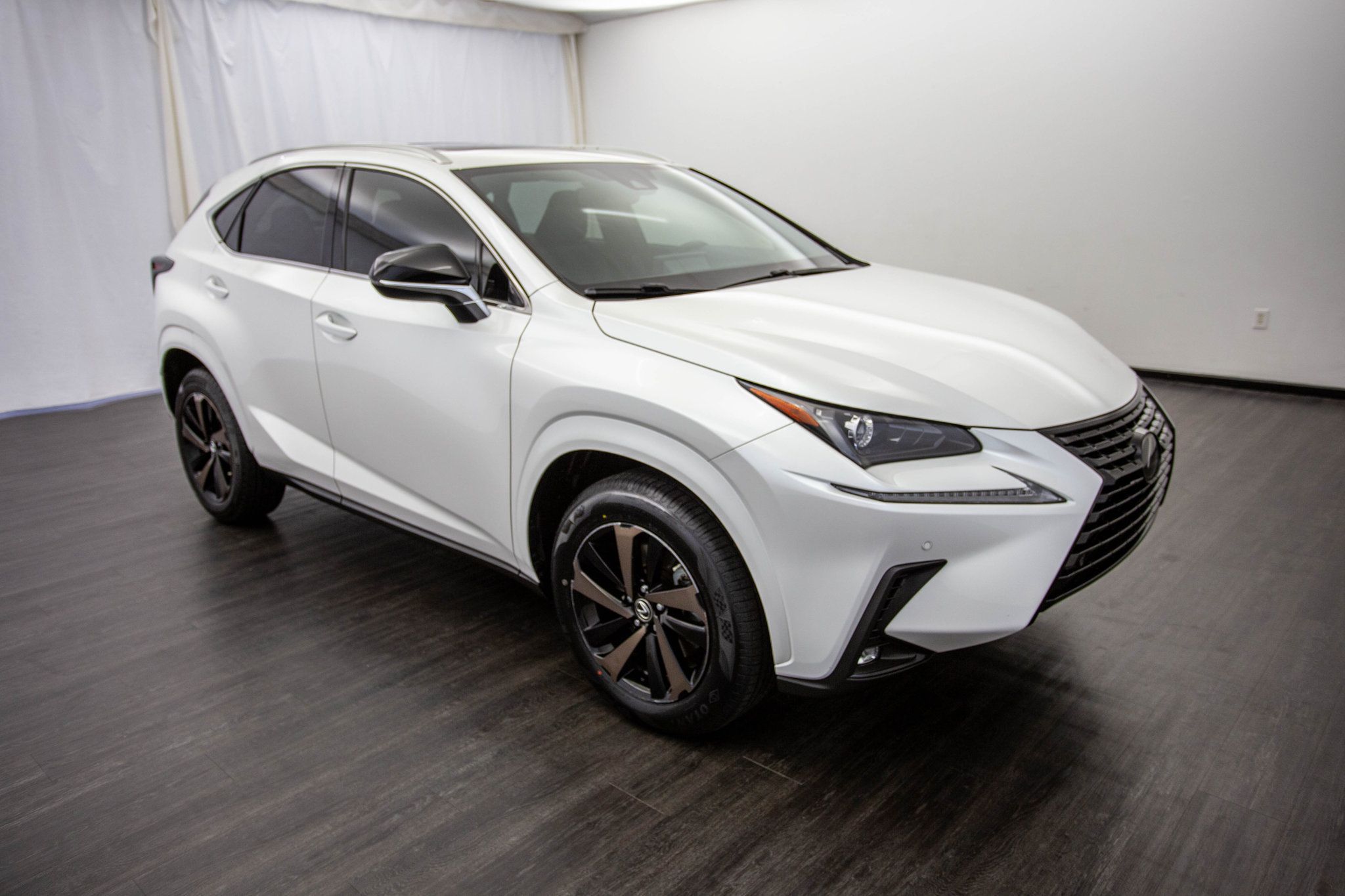 2020 Lexus NX 300 Premium photo 3