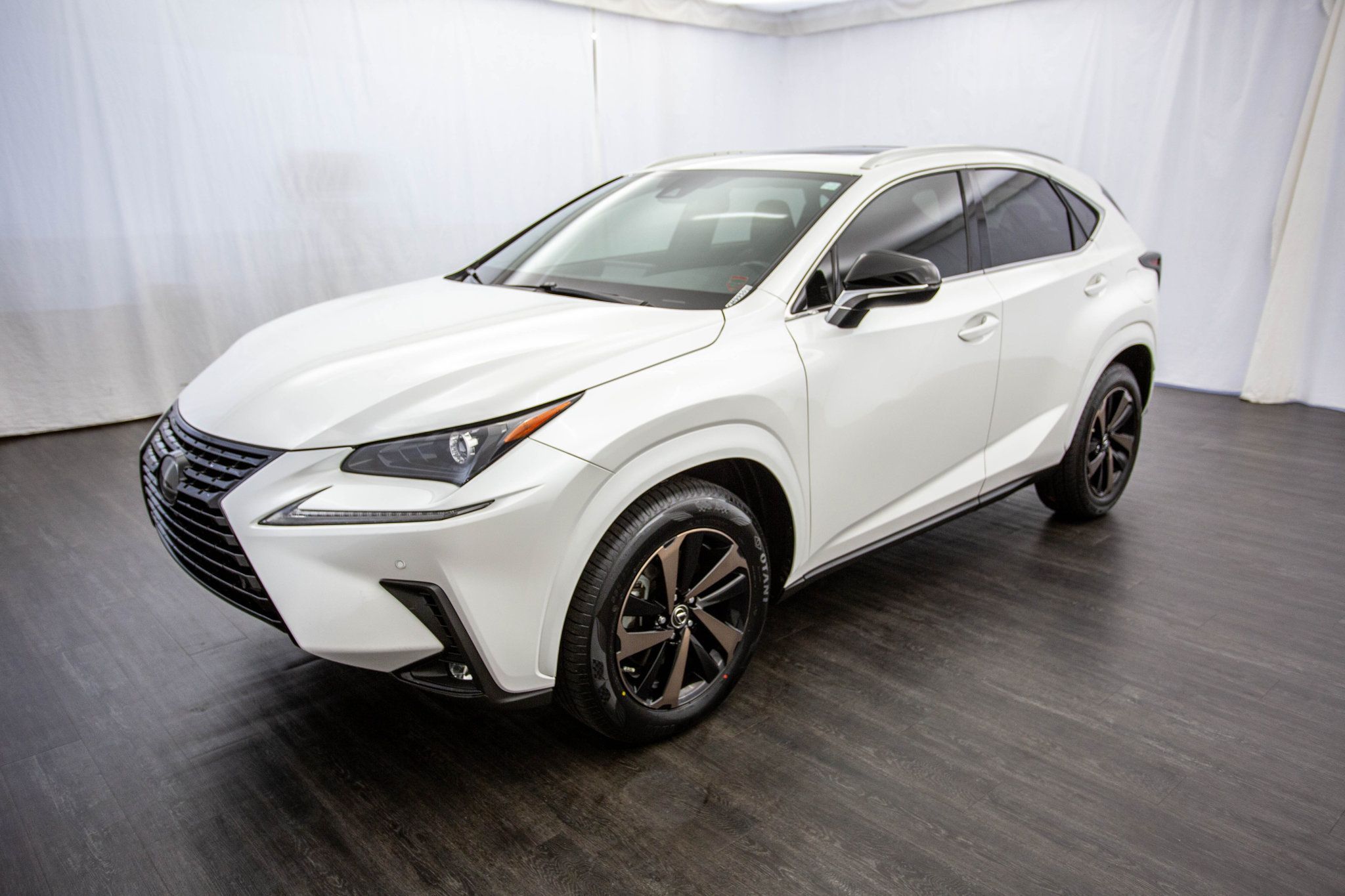 2020 Lexus NX 300 Premium photo 4