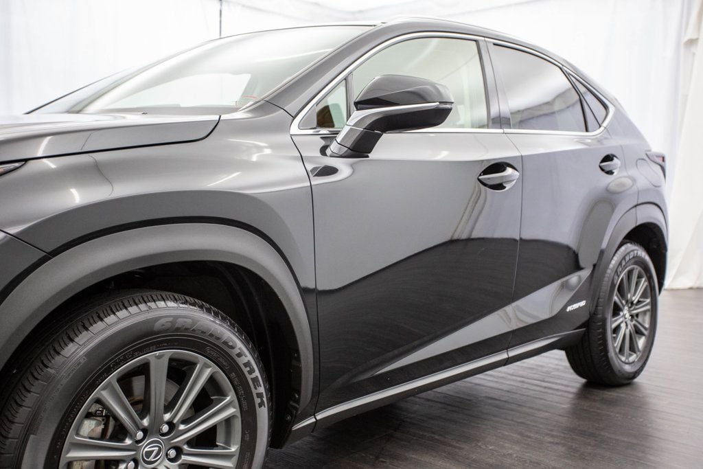 2020 Lexus NX NX 300h AWD - 22420528 - 34