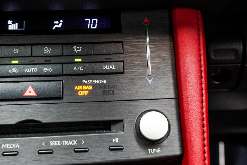 Lexus RC photo 26