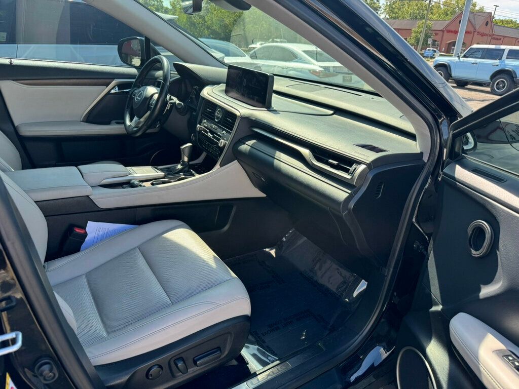 2020 Lexus RX 350L Premium photo 18