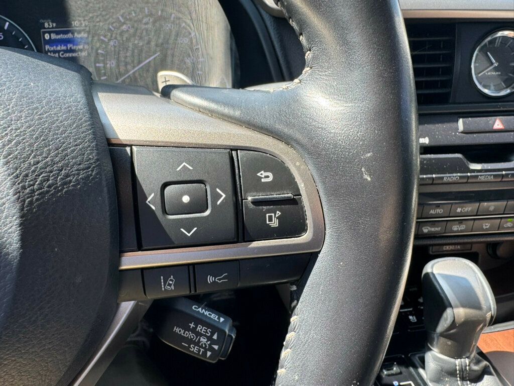 2020 Lexus RX 350L Premium photo 22
