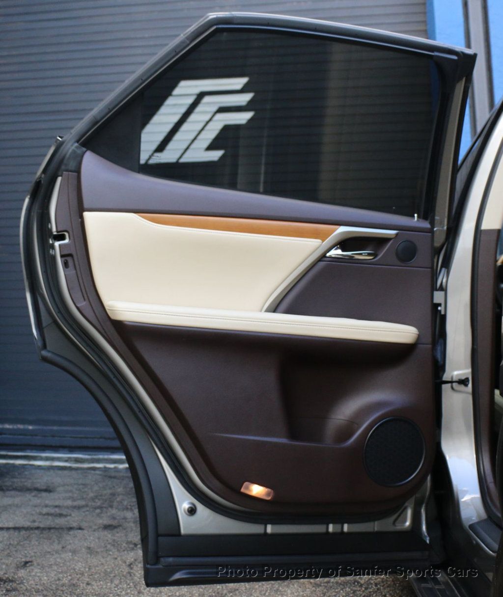 2020 Lexus RX RX 350 FWD - 22957770 - 19