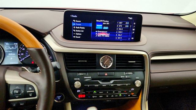 2020 Lexus RX RX 450h AWD w/ Navigation & Premium Packages + Power Moonroof - 23001255 - 17