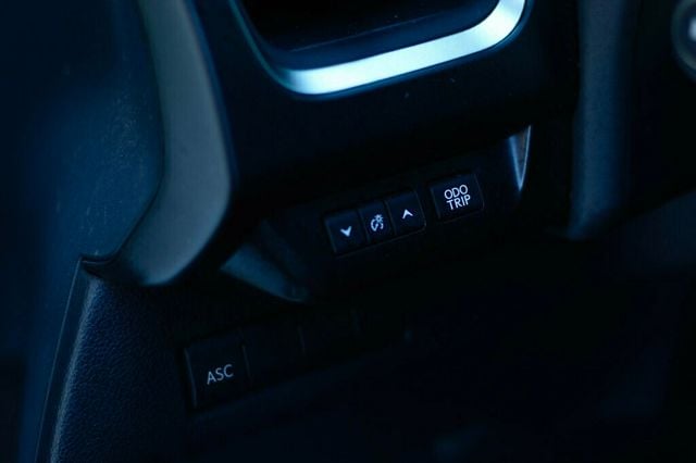 2020 Lexus UX AWD F SPORT W/ PREM PKG,$3000 of factory options. - 22980177 - 19