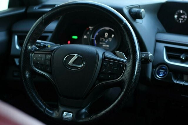 2020 Lexus UX AWD F SPORT W/ PREM PKG,$3000 of factory options. - 22980177 - 26