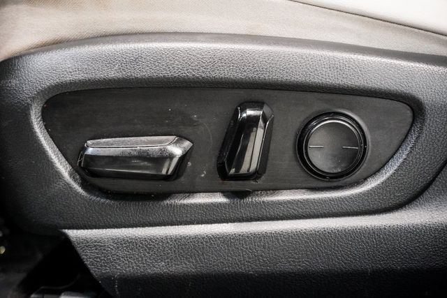 2020 Lexus UX 200 photo 4