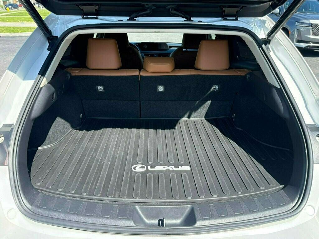 2020 Lexus UX UX 250h AWD - 22969916 - 41