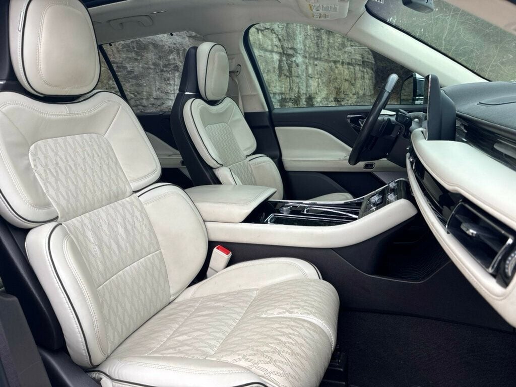 2020 Lincoln Aviator 2020 LINCOLN AVIATOR BLACK LABEL - 22960186 - 11