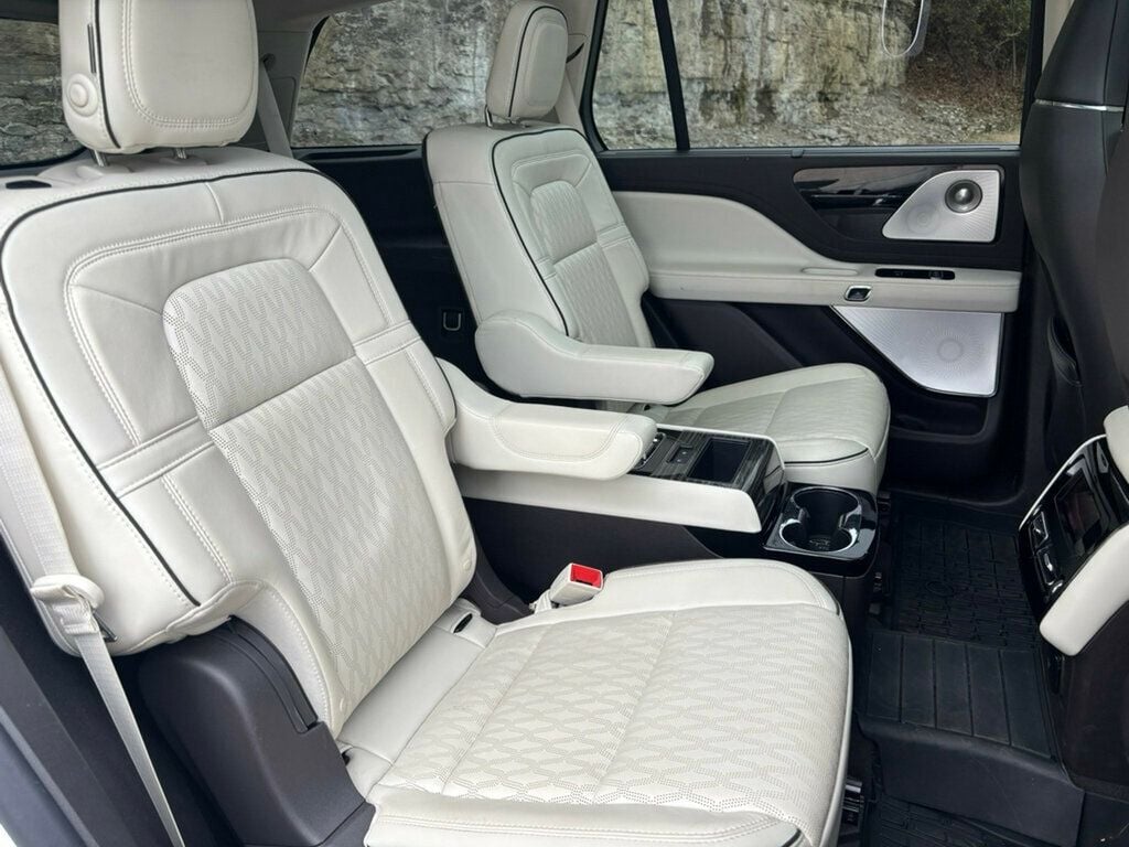 2020 Lincoln Aviator 2020 LINCOLN AVIATOR BLACK LABEL - 22960186 - 17