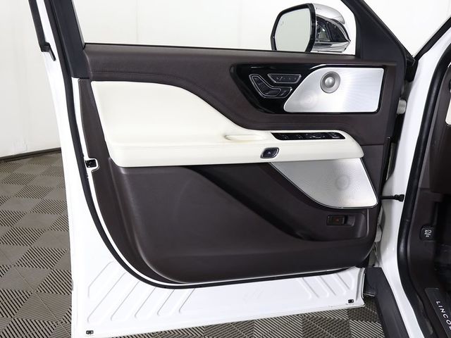 2020 Lincoln Aviator Black Label AWD - 23069727 - 28