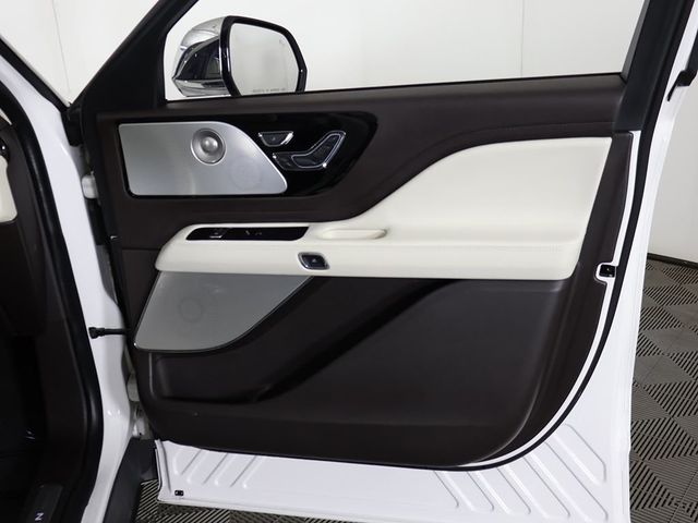 2020 Lincoln Aviator Black Label AWD - 23069727 - 29