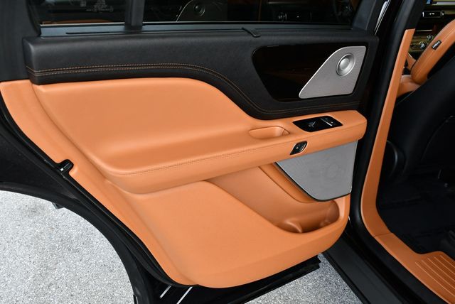 2020 Lincoln Aviator Black Label AWD SUV W/Dynamic Handling Package - 22862261 - 15