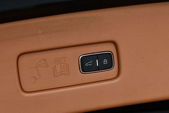 2020 Lincoln Aviator Black Label AWD SUV W/Dynamic Handling Package - 22862261 - 19