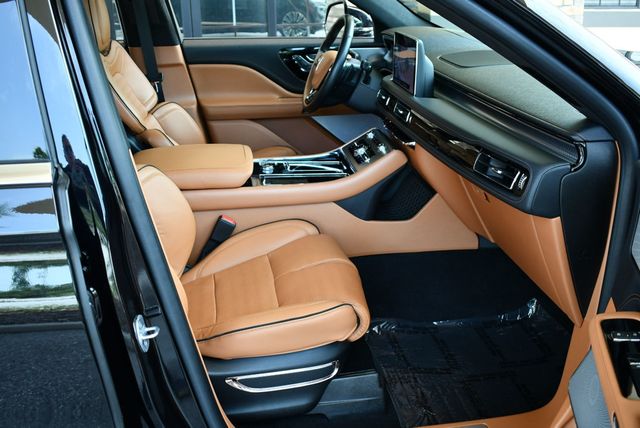 2020 Lincoln Aviator Black Label AWD SUV W/Dynamic Handling Package - 22862261 - 47