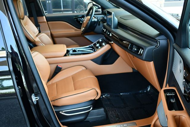 2020 Lincoln Aviator Black Label AWD SUV W/Dynamic Handling Package - 22862261 - 48