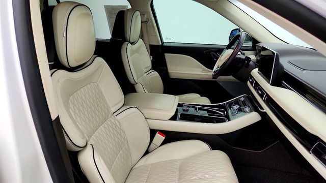 2020 Lincoln Aviator Black Label AWD w/ Dynamic Handling & Class IV Trailer Tow Pkgs - 23033159 - 22