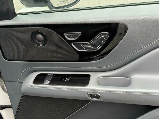 2020 Lincoln Aviator Reserve AWD - 22942761 - 37