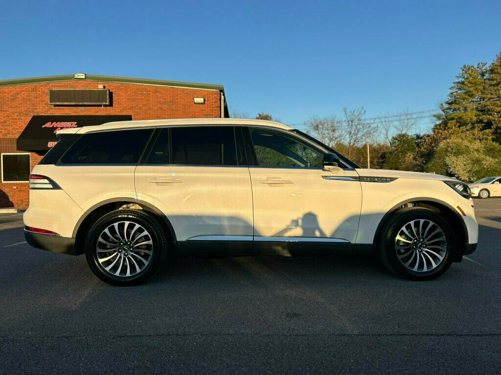 2020 Lincoln Aviator Reserve photo 3
