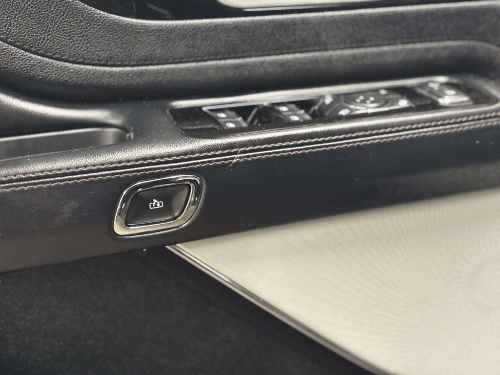 2020 Lincoln Aviator Reserve AWD - 22976381 - 12