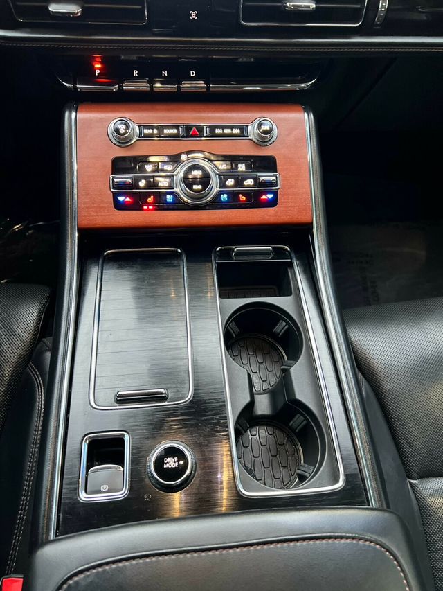 2020 Lincoln Aviator Reserve AWD - 22977601 - 31