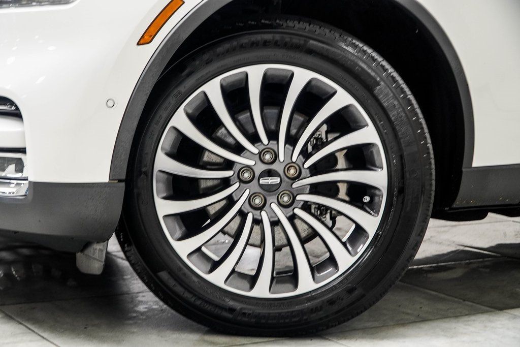 2020 Lincoln Aviator Reserve photo 3
