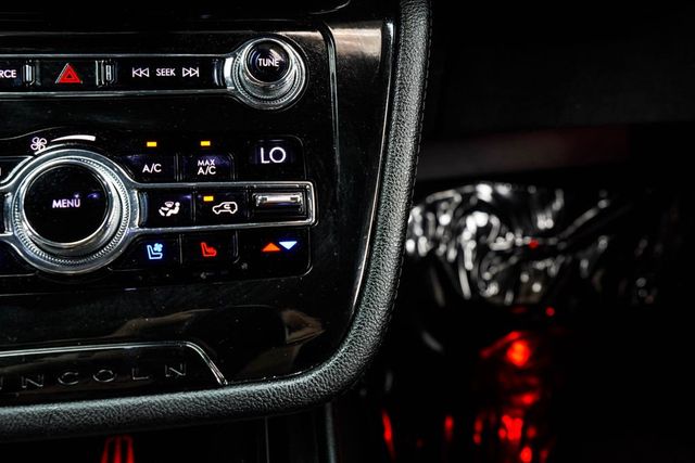 2020 Lincoln Corsair Reserve AWD - 23031141 - 25