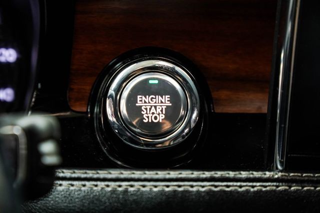 2020 Lincoln Corsair Reserve AWD - 23031141 - 32