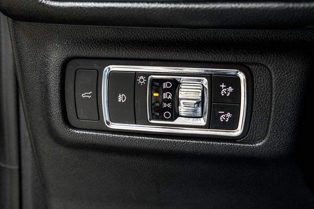 2020 Lincoln Corsair Reserve AWD - 23031141 - 39
