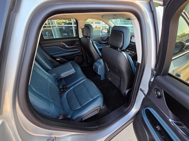 2020 Lincoln Corsair Reserve AWD - 22881978 - 25