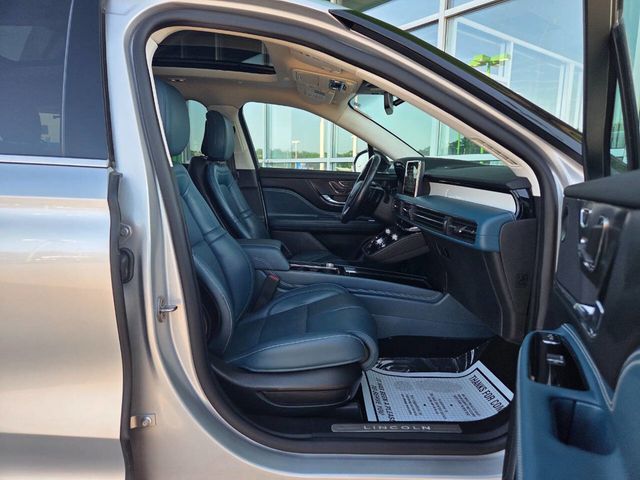 2020 Lincoln Corsair Reserve AWD - 22881978 - 29