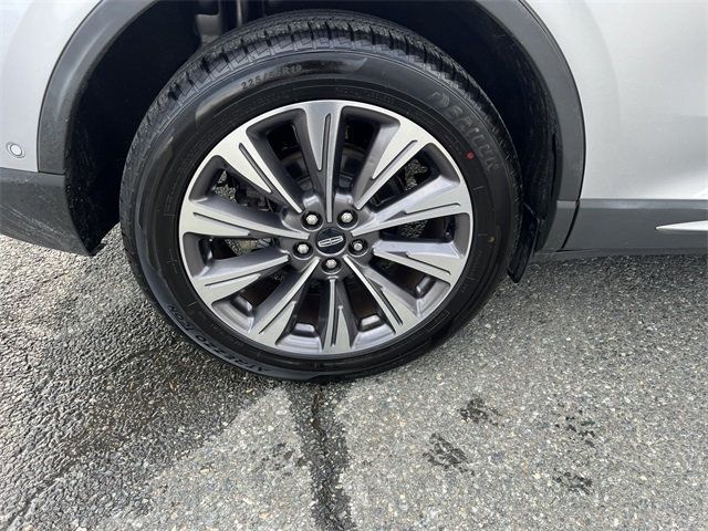 2020 Lincoln Corsair Reserve AWD - 22984843 - 18