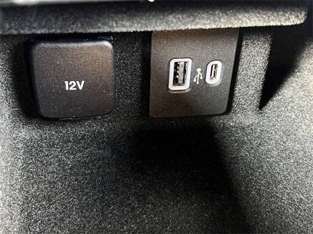 2020 Lincoln Corsair Reserve AWD - 22984843 - 30