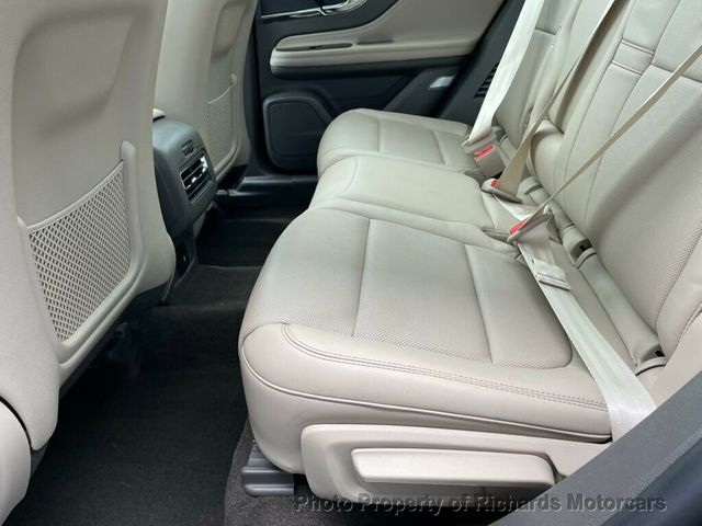 2020 Lincoln Corsair Reserve AWD - 22878331 - 15