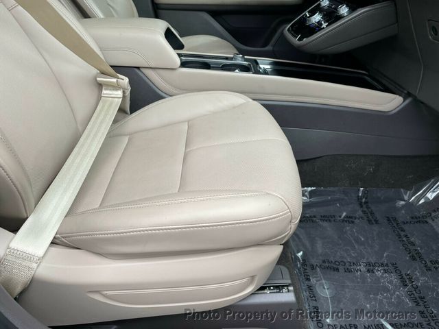 2020 Lincoln Corsair Reserve AWD - 22878331 - 20