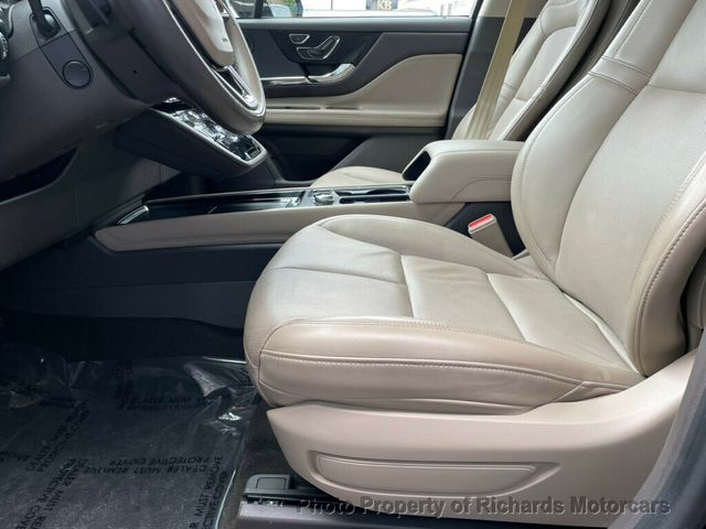 2020 Lincoln Corsair Reserve AWD - 22878331 - 8