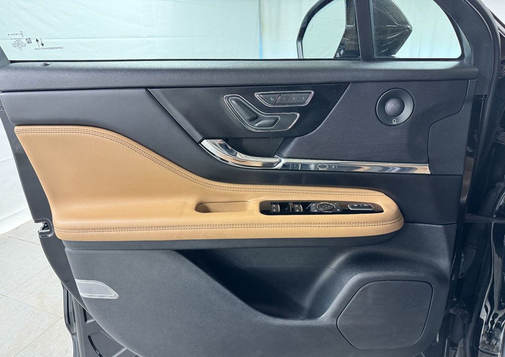 2020 Lincoln Corsair Reserve AWD - 23021213 - 14