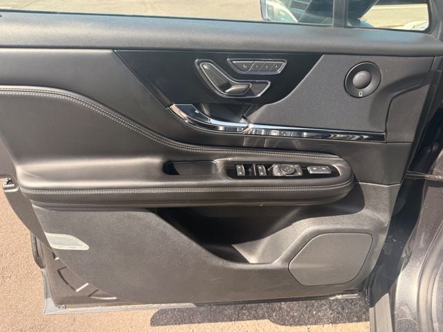 2020 Lincoln Corsair RESERVE/AWD (EQUIPMENT GROUP 201A PACKAGE $4,150 VALUE) - 23049063 - 4