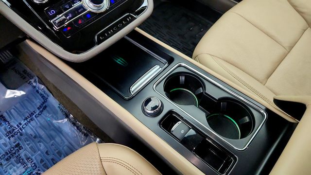 2020 Lincoln Corsair Reserve AWD w/ Co-Pilot360 Plus & Adaptive Suspension - 23079088 - 15