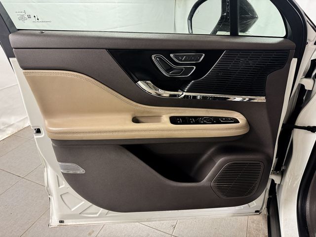 2020 Lincoln Corsair Standard FWD - 22954761 - 11